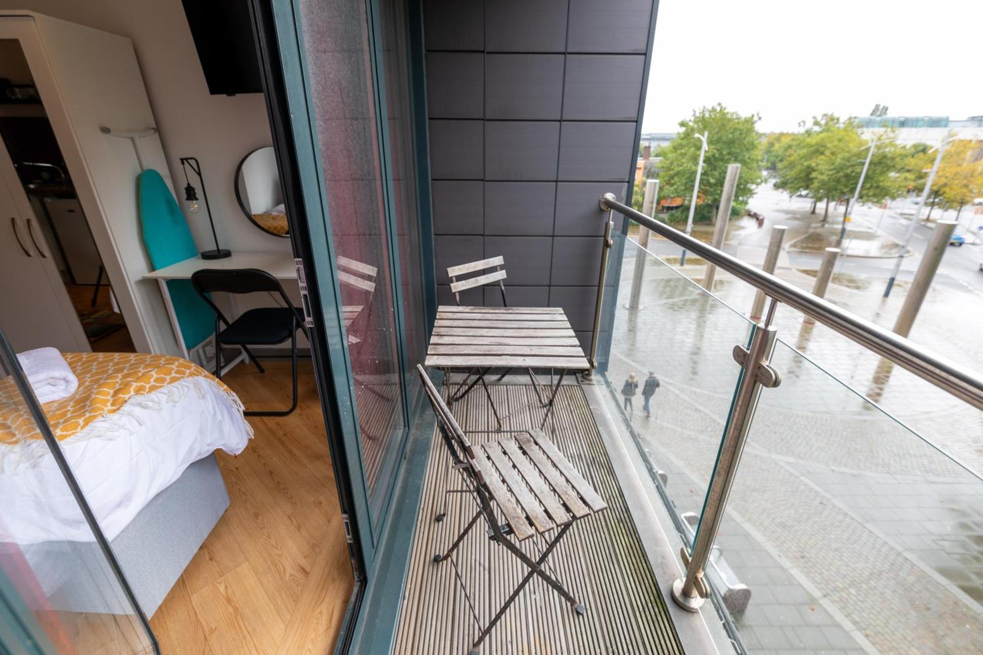Princess Lofts City Centre Studios With Nespresso Coffee Machines & New Fast Wifi By Stayright Swansea Exterior foto