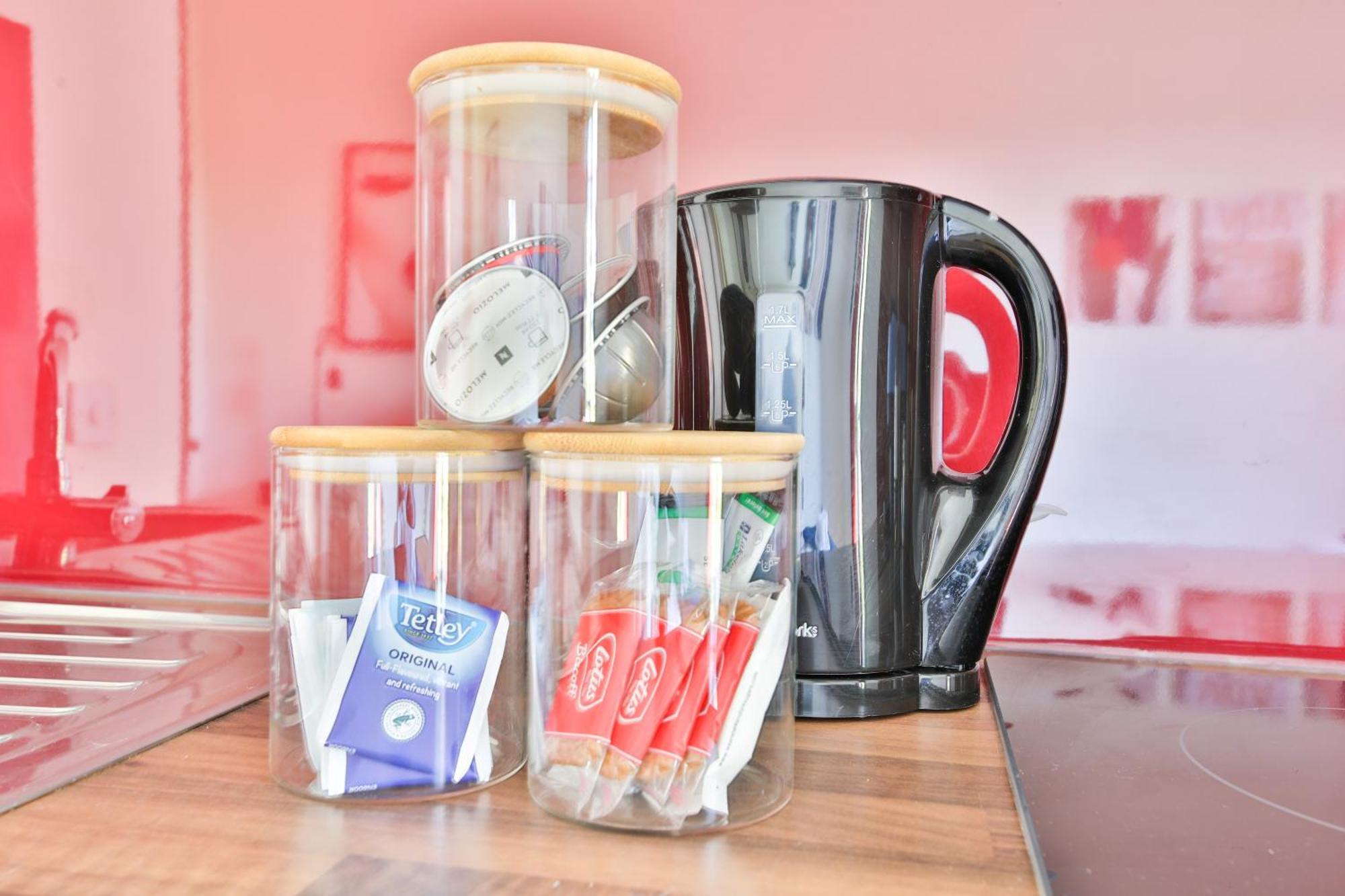 Princess Lofts City Centre Studios With Nespresso Coffee Machines & New Fast Wifi By Stayright Swansea Habitación foto